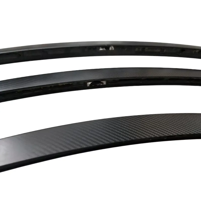 2021年～2023年式テスラ モデルY用、本物のカーボンフ - Bamboo Fiber Trunk のレビューと価格
